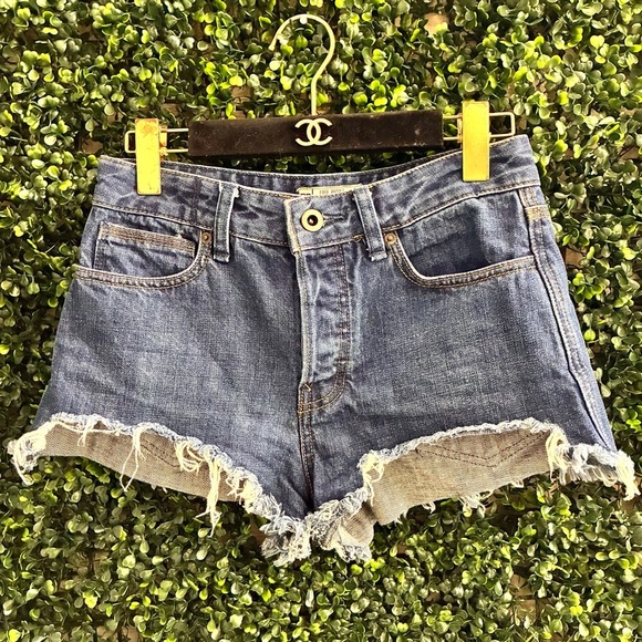 Free People Logan Cut Off Jeans - Picture 1 of 7